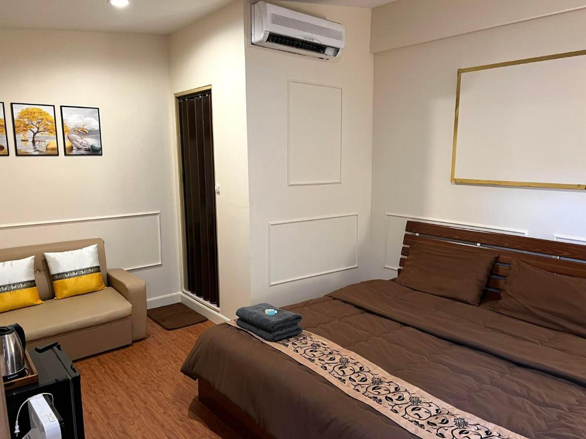 Binlar Guesthouse Phra Nakhon Si Ayutthaya Esterno foto