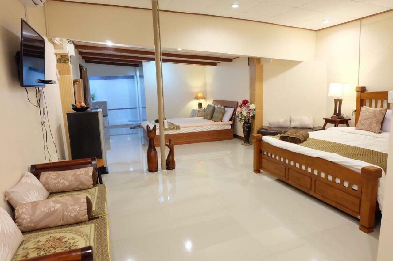 Binlar Guesthouse Phra Nakhon Si Ayutthaya Esterno foto
